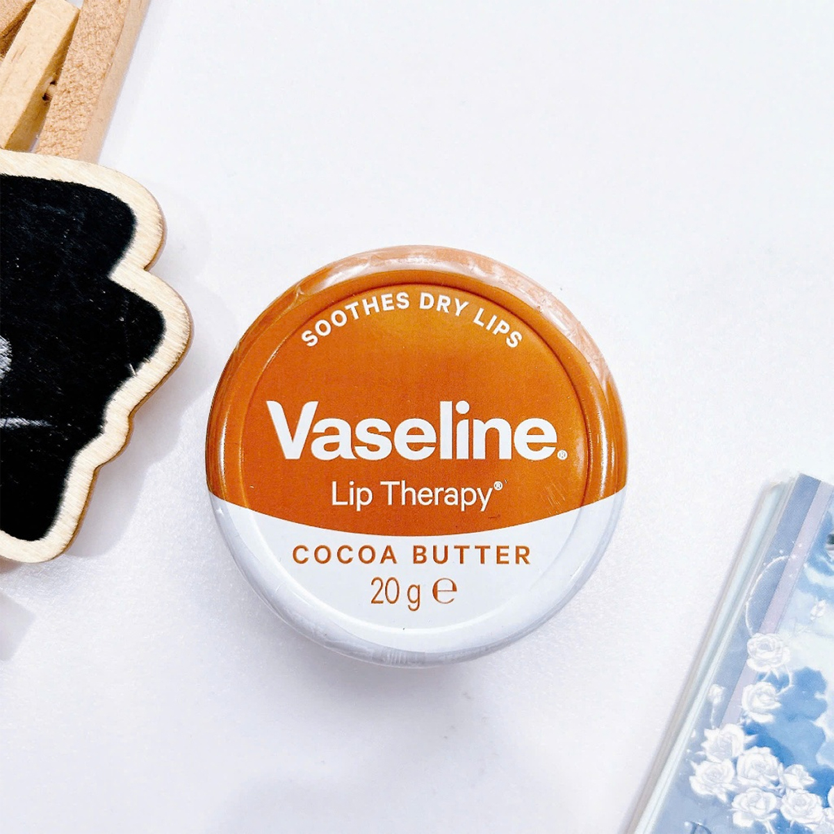 Dưỡng môi Vaseline lip therapy