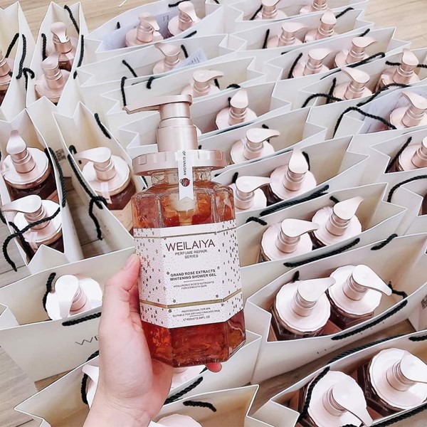 Sữa tắm mật hoa hồng Weilaya 500ml