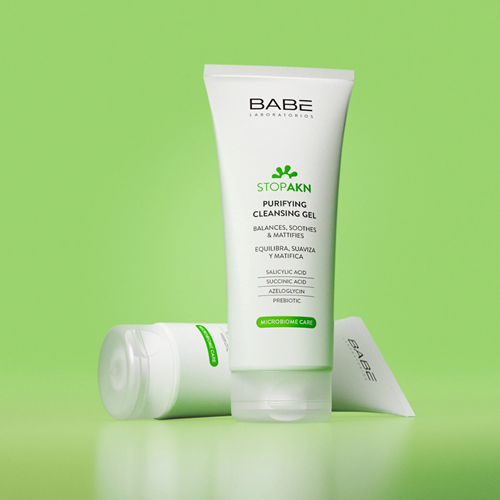 Sữa rửa mặt Purifying Cleansing Gel Babe Laboratorios cho da dầu mụn
