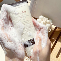 Sữa Rửa Mặt Byvibes Wonder Bath PHA 5.5 Hàn Quốc 130ml